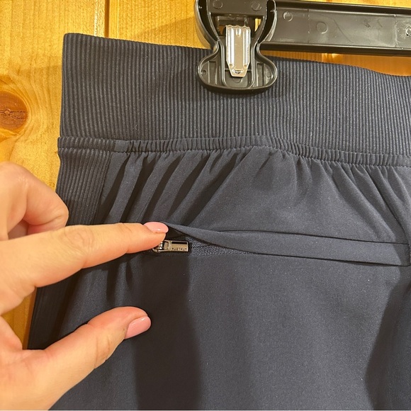 Athleta Women's Brooklyn Mid Rise Ankle Pants Navy Blue Size 12 - Picture 9 of 10